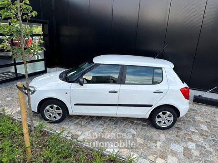 Skoda Fabia 1.2 i benzine 44KW, 72.472 km Airco LEZ ok Garantie - 15