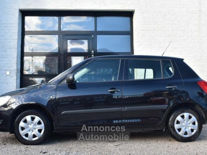 Skoda Fabia 1.4i - 10