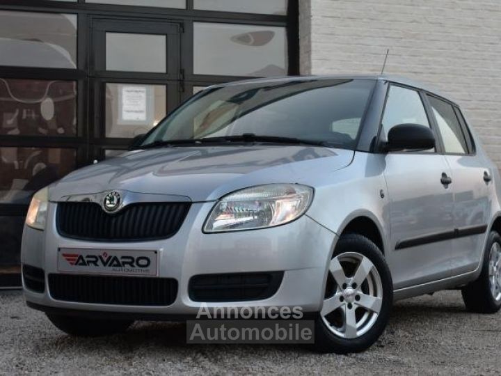 Skoda Fabia 1.4i - 5