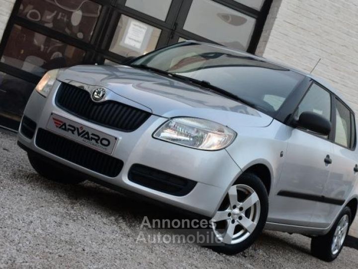 Skoda Fabia 1.4i - 6