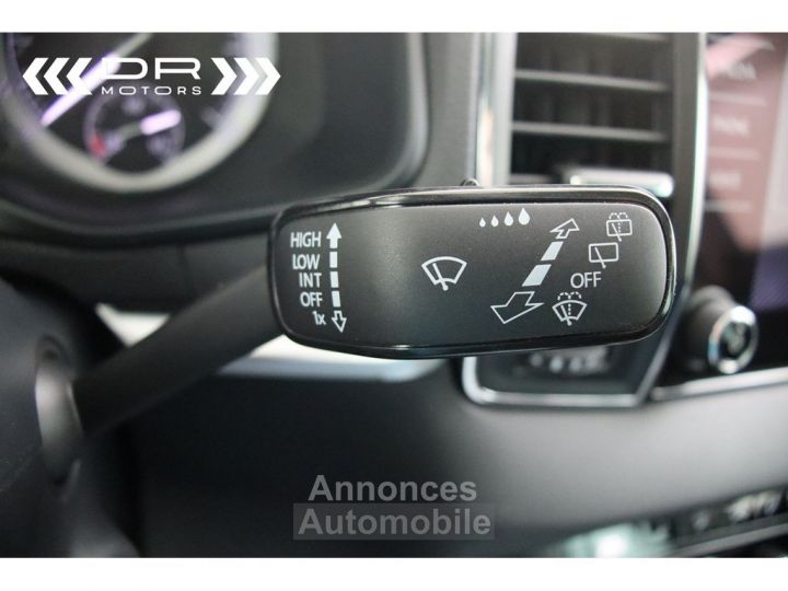 Skoda Karoq 1.6CRTDI AMBITION - LEDER NAVI DAB MIRROR LINK - 35