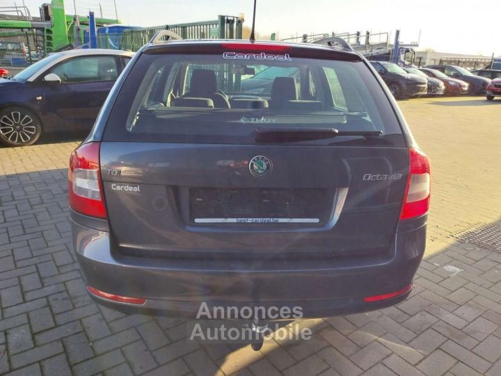 Skoda Octavia 1.6 CR TDi -CLIM-ATTACHE-REMORQUE-GARANTIE 12.MOIS - 6