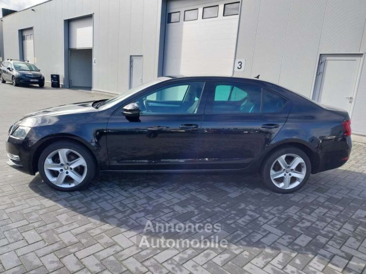 Skoda Octavia 1.6 CR TDi Style-GPS-CAR-PLAY-CLIM-GARANTIE- - 4