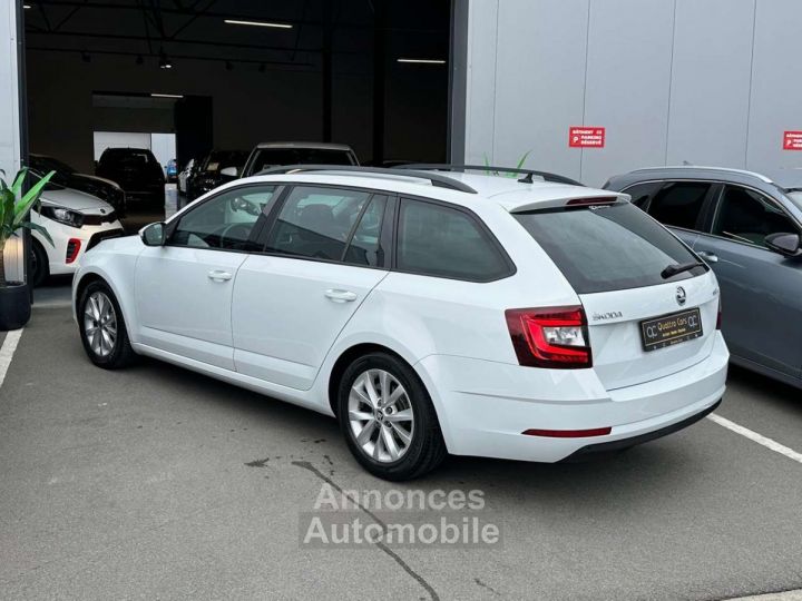 Skoda Octavia BREAK 1.0 ESSENCE  - 6