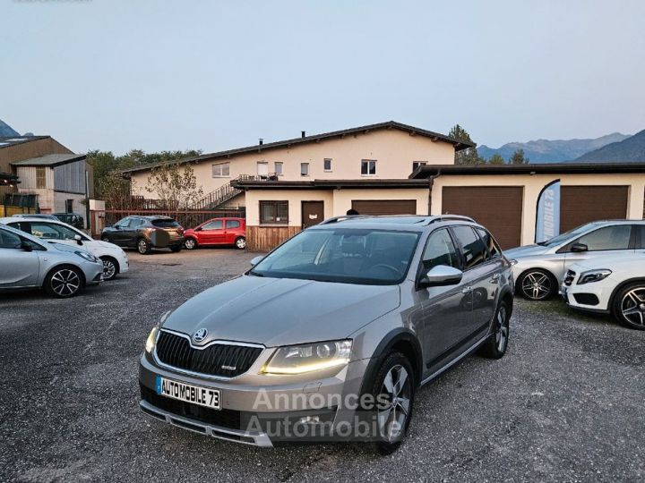 Skoda Octavia Combi 2.0 tdi 150 scout 4x4 07-2016 GARANTIE 12 MOIS ATTELAGE TOE CUIR ALCANTARA XENON - 1