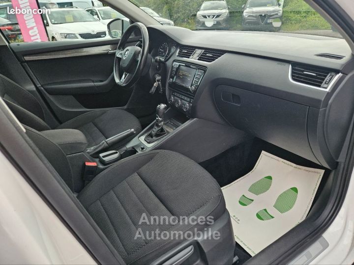 Skoda Octavia Combi 4x4 2.0 tdi 184 scout dsg 11-2015 GARANTIE 12 MOIS ATTELAGE GPS REGULATEUR - 4