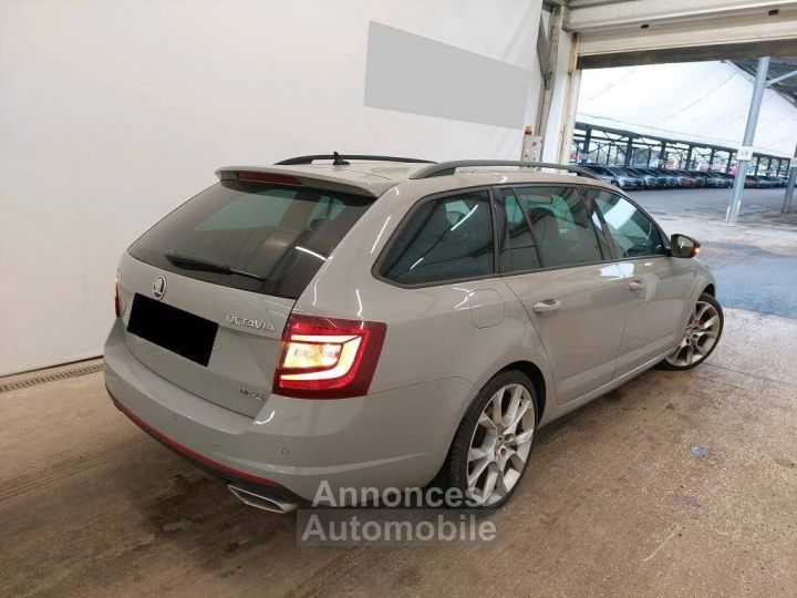 Skoda Octavia RS 2.0 TDI 185 DSG7 - 3