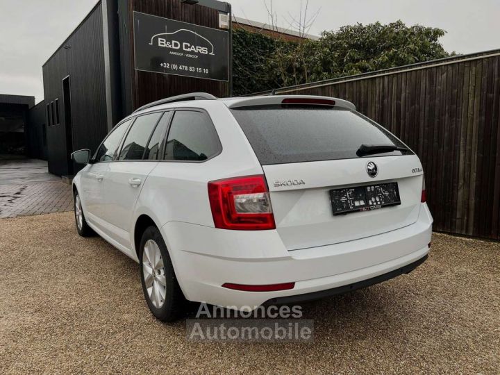 Skoda Octavia SW 1.6 CR TDi Ambition DSG - 2