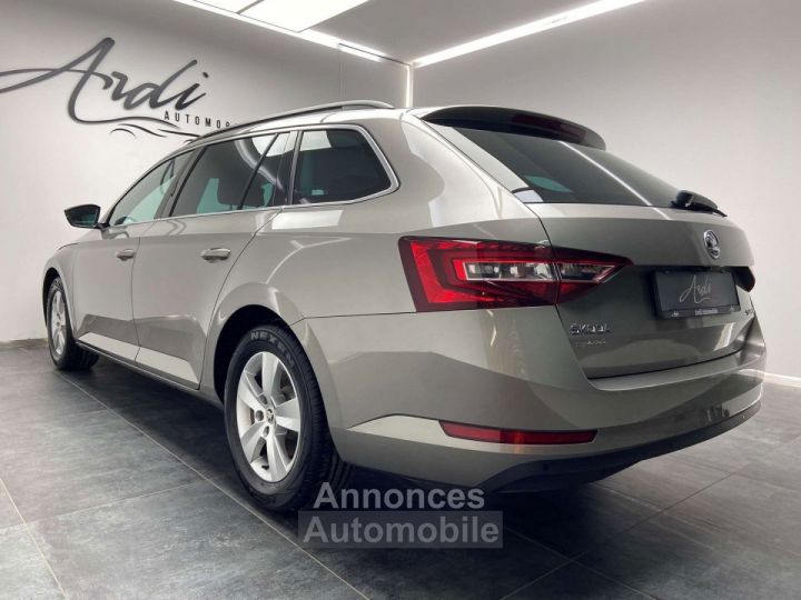 Skoda Superb 1.4 TSI GARANTIE 12 MOIS 1er PROPIETAIRE CAMERA - 6