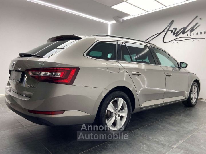 Skoda Superb 1.4 TSI GARANTIE 12 MOIS 1er PROPIETAIRE CAMERA - 13