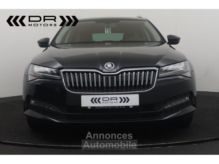 Skoda Superb COMBI 1.6CRTDI DSG7 AMBITION - NAVI MIRROR LINK LEDER LED ADAPTIVE CRUISE - 2