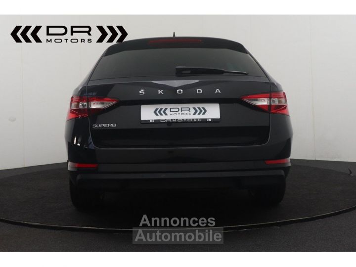 Skoda Superb COMBI 1.6CRTDI DSG7 AMBITION - NAVI MIRROR LINK LEDER LED ADAPTIVE CRUISE - 3