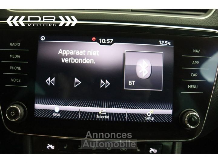 Skoda Superb COMBI 1.6CRTDI DSG7 AMBITION - NAVI MIRROR LINK LEDER LED ADAPTIVE CRUISE - 20