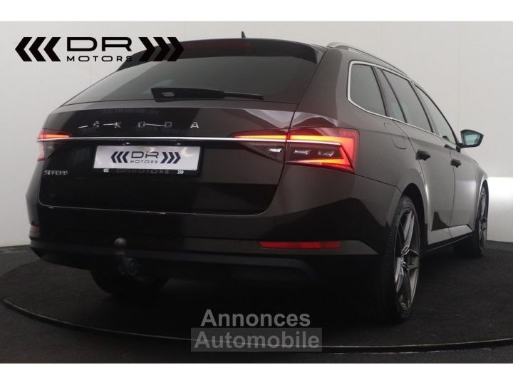 Skoda Superb COMBI 1.6CRTDI DSG7 LEDER - NAVI APPLE CARPLAY/ANDROID LED - 7