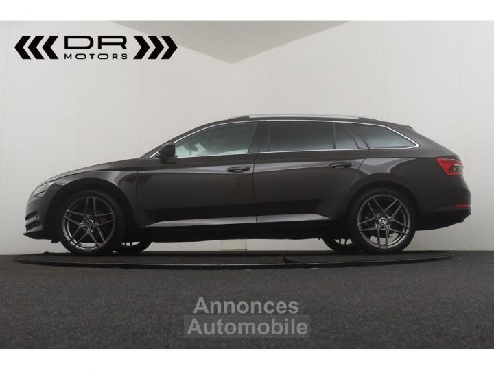 Skoda Superb COMBI 1.6CRTDI DSG7 STYLE PACK CORPORATE PLUS - NAVI APPLE CARPLAY/ANDROID LED LEDER - 9