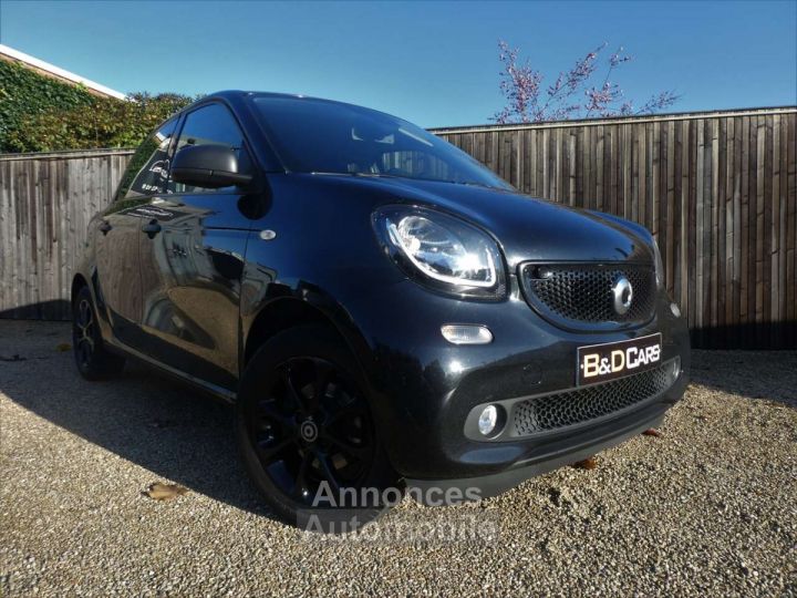 Smart Forfour 1.0i Passion CRUISE-MEDIA-TOMTOM-AIRCO-15-LED - 1