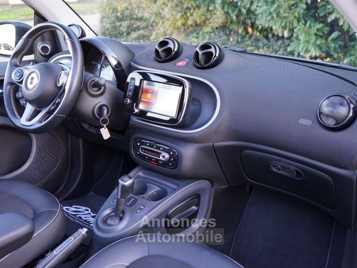 Smart Fortwo Cabriolet BRABUS 109 Ch Twinamic - 1ère Main Française - 488 €/mois - Garantie 12 Mois - 24