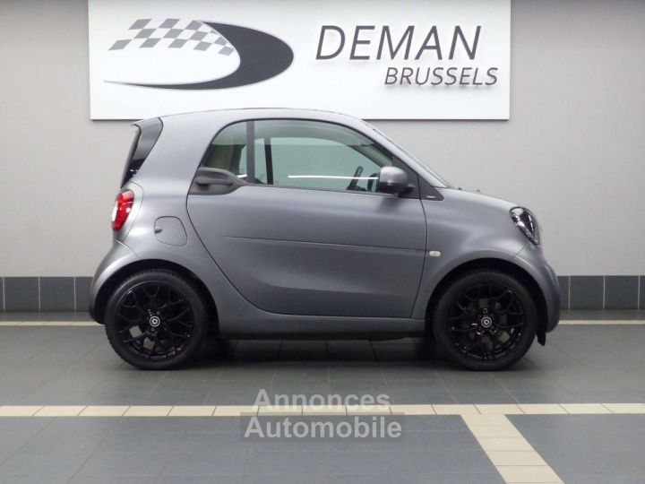 Smart Fortwo Coupe - 12