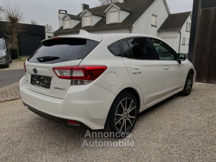 Subaru Impreza 1.6i STYLE AWD 16CVT XENON-ZTLVRW-APPLECARPLAY - 4