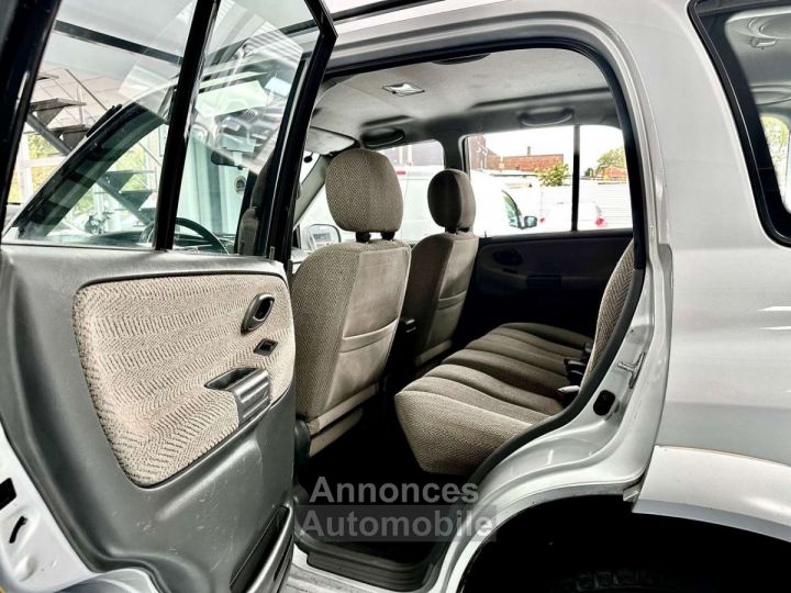 Suzuki Grand Vitara 2.0 TDi JLXS AUTOMATIQUE + Airco - 14