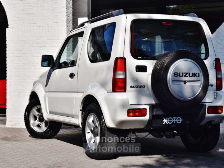 Suzuki Jimny 1.3i - 14