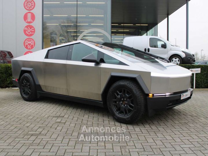 Tesla Cybertruck Uniek ~ Foundation BTW wagen 145.000 netto - 4