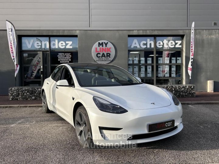 Tesla Model 3 Dual Motor Long-Range AWD MY22 - 1