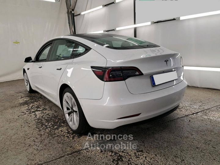 Tesla Model 3 Long-Range Dual Motor AWD - 2