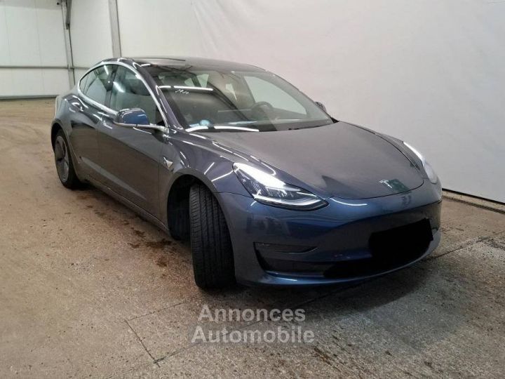 Tesla Model 3 Long-Range Dual Motor AWD - 4