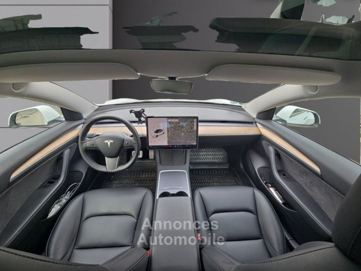 Tesla Model 3 MODELE - 8