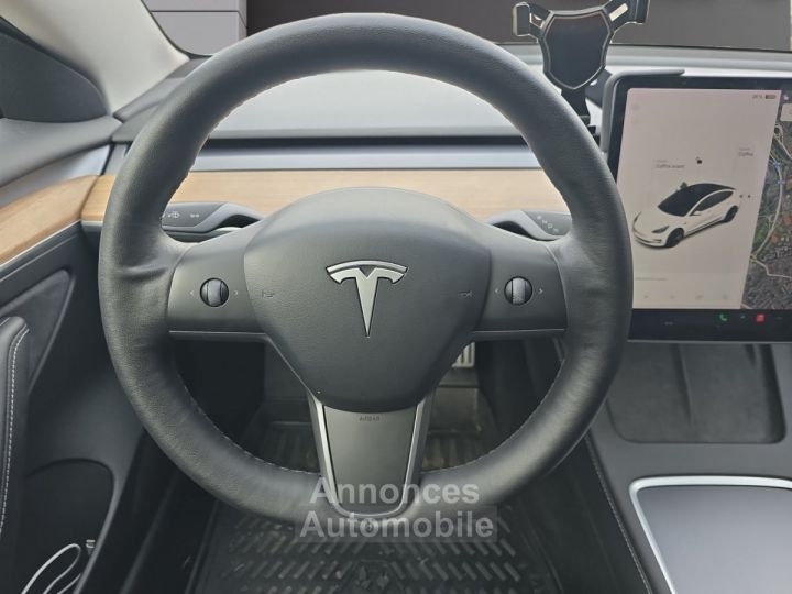 Tesla Model 3 MODELE - 13