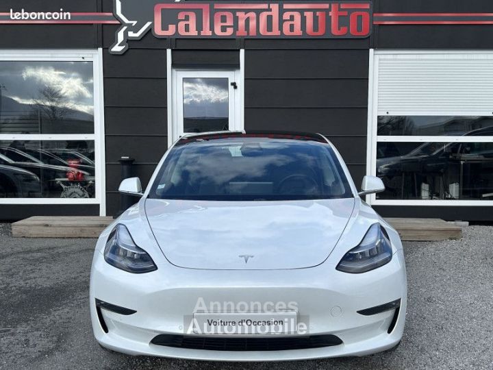 Tesla Model 3 PERFORMANCE DUAL MOTOR AWD PERF - - 3