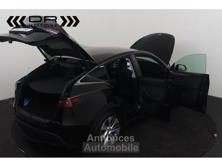 Tesla Model Y AUTOPILOT - PANODAK - 12