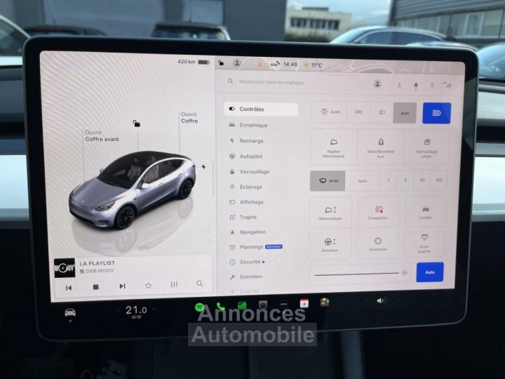 Tesla Model Y AWD  Long Range - 17