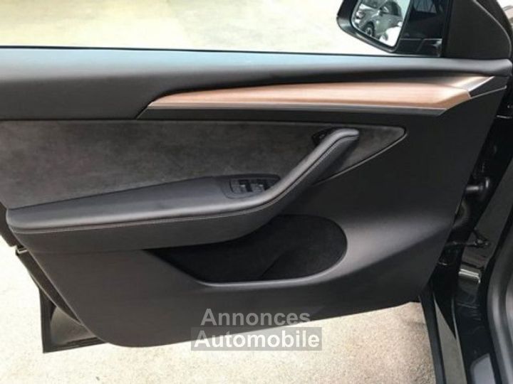 Tesla Model Y Long Range versch beschikbaar - 8