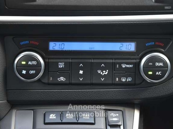 Toyota Auris - HYBRIDE - AUTOMAAT - NAVI - CAMERA - - 1°HAND - CARPASS - - 11