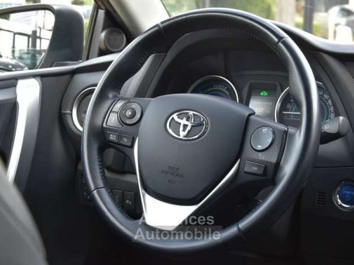 Toyota Auris - HYBRIDE - AUTOMAAT - NAVI - CAMERA - - 1°HAND - CARPASS - - 12