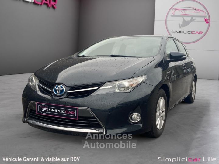 Toyota Auris Hybride 136h Dynamic - 3