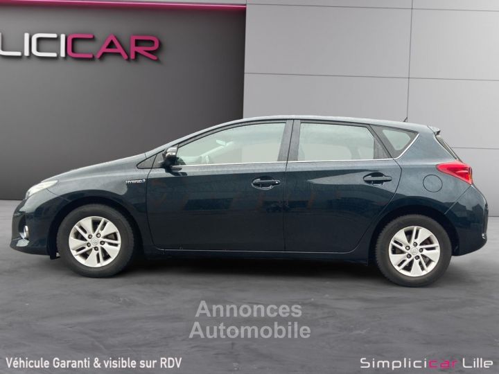 Toyota Auris Hybride 136h Dynamic - 4