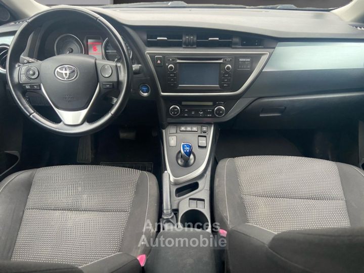 Toyota Auris Hybride 136h Dynamic - 10