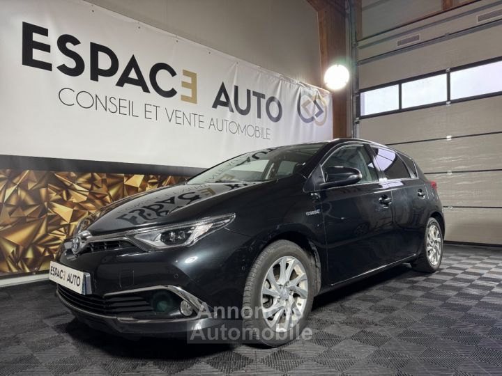 Toyota Auris Hybride 136h Executive - 1