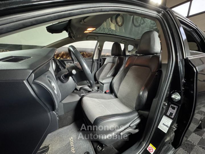 Toyota Auris Hybride 136h Executive - 14