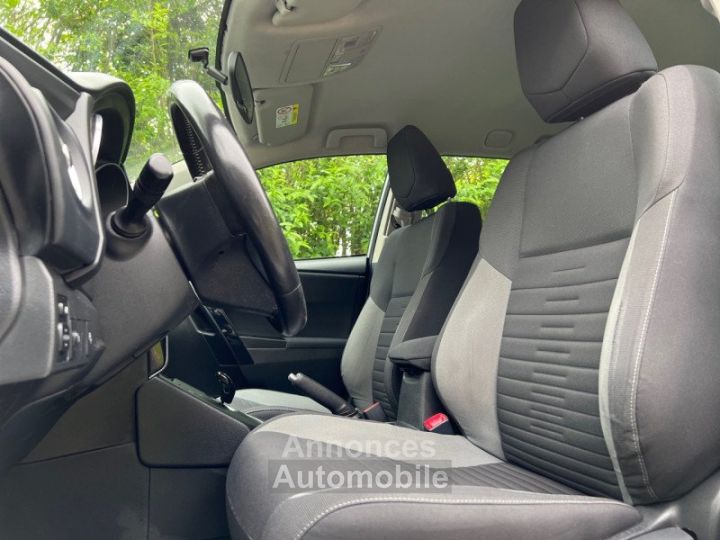 Toyota Auris Touring Sports HSD 136H DYNAMIC BUSINESS - 10