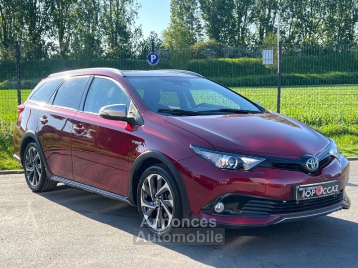 Toyota Auris Touring Sports HSD 136H FREESTYLE Série limitée - 2