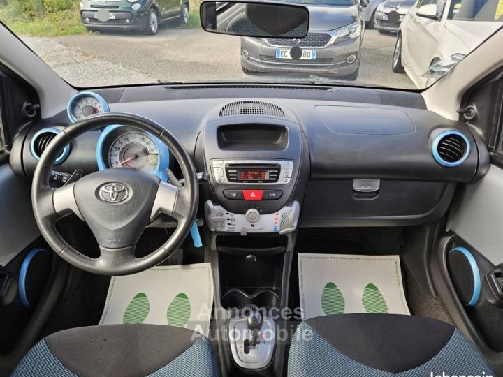 Toyota Aygo 1.0 VVT-i 68ch Dynamic MMT 5p - 9