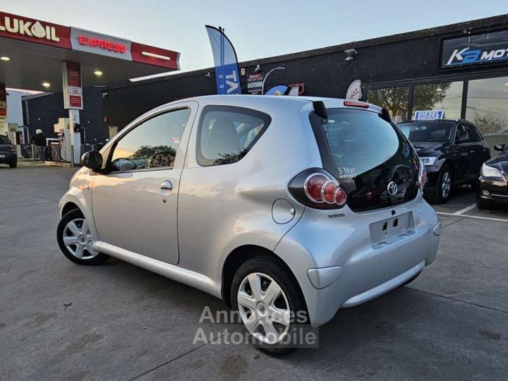 Toyota Aygo 1.0i VVT-i Garantie 12 mois - 8