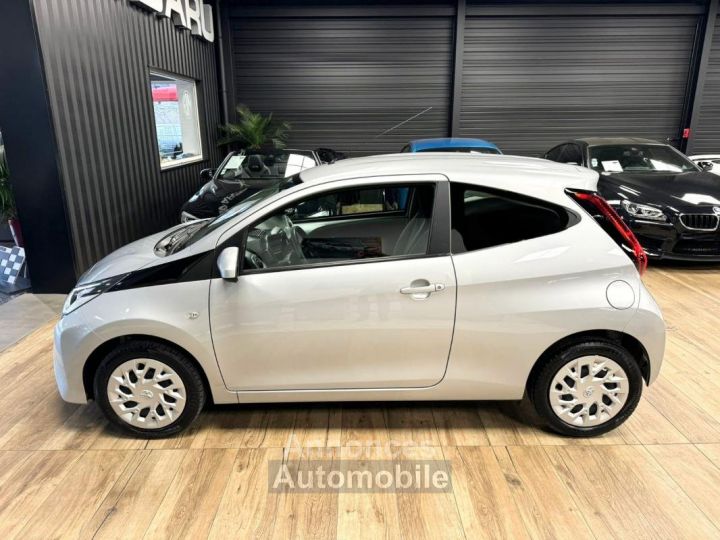 Toyota Aygo II (2) 1.0 VVT-I 72 X-PLAY X-APP 3P - 7