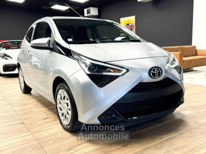 Toyota Aygo II (2) 1.0 VVT-I 72 X-PLAY X-APP 3P - 8