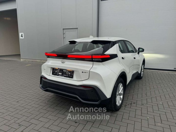 Toyota C-HR 1.8 Hybrid ACTIVE -- VÉHICULE NEUF GARANTIE - 6