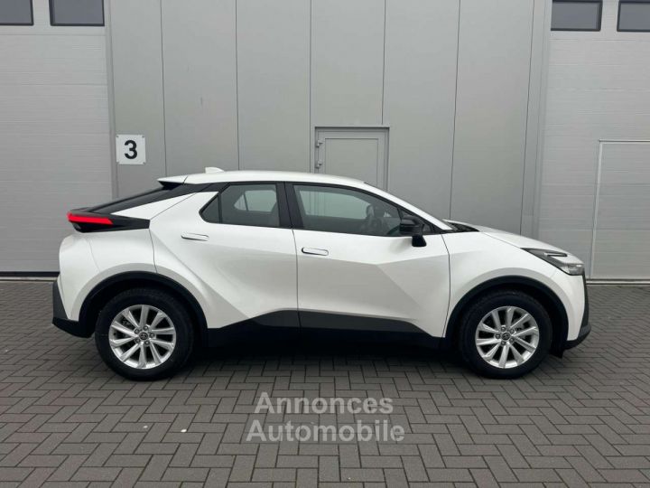 Toyota C-HR 1.8 Hybrid ACTIVE -- VÉHICULE NEUF GARANTIE - 7